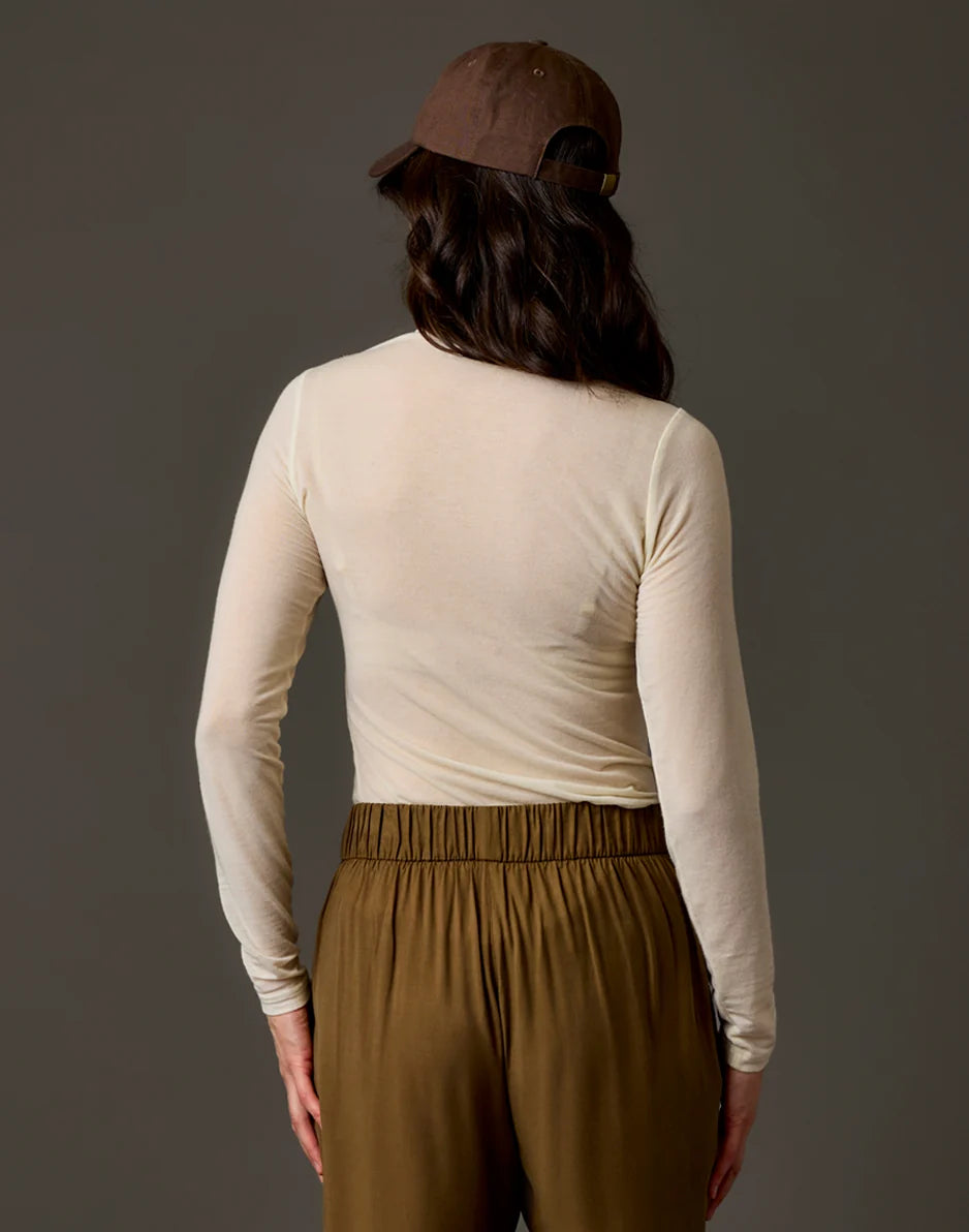 Lea Tissue Turtleneck: Birch
