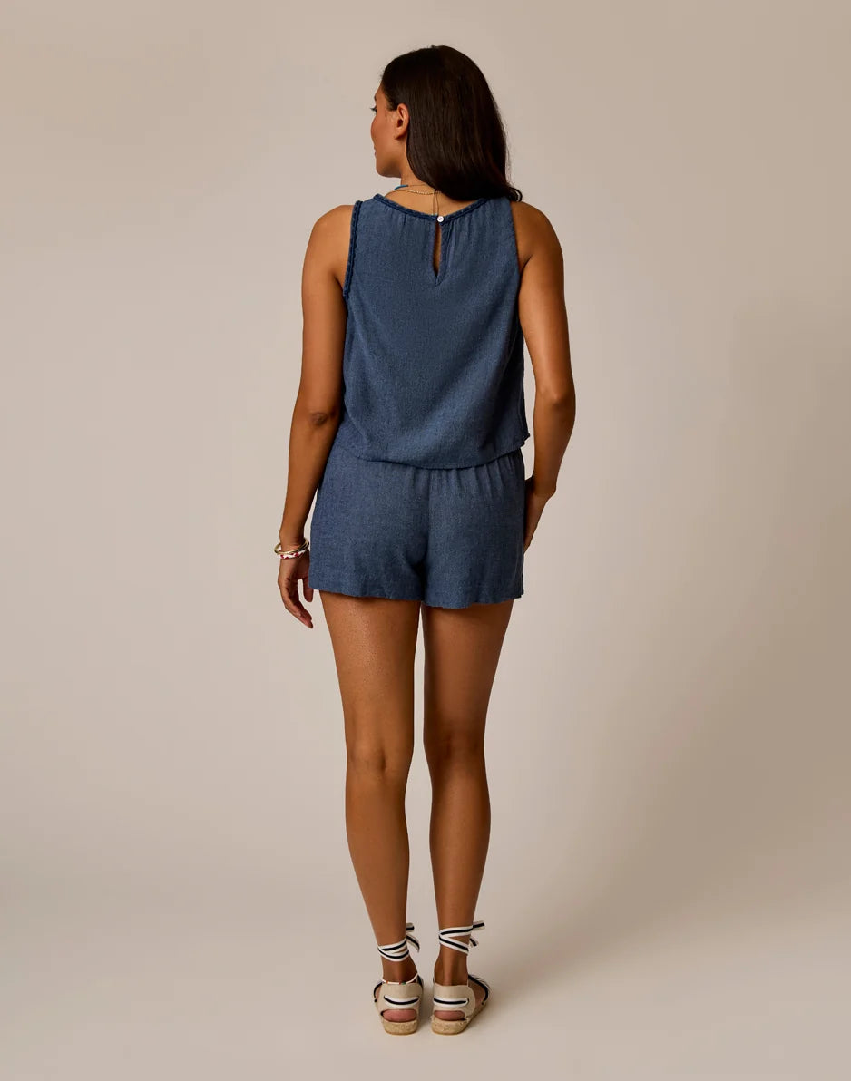 Hellie Linen Short: Captain Chambray