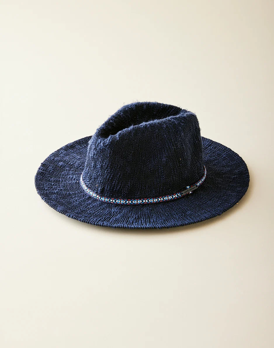 Capistrano Crushable Hat: Navy